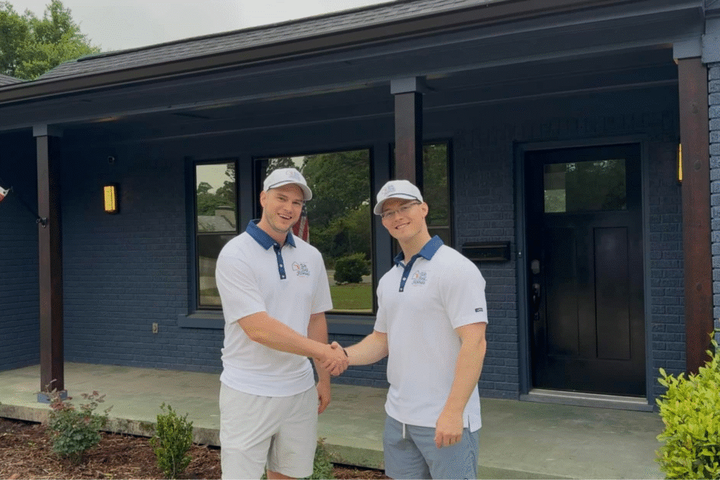 Home 8 Two people shaking hands in Pinellas County